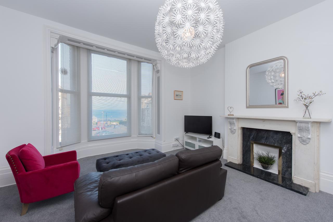 Апартаменты Fantastic Sea View, 1 Bed Sleeps 2 Бродстейрс Экстерьер фото